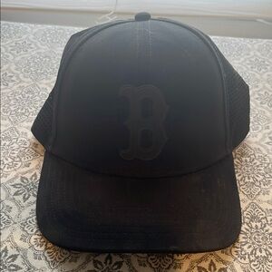 Under Armour Black Red Sox Baseball Hat Structured Design